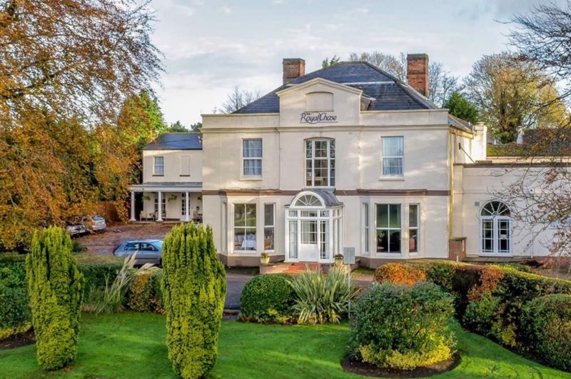 Celebrating 50 Years of Partnership: The Best Western Royal Chase, Shaftesbury